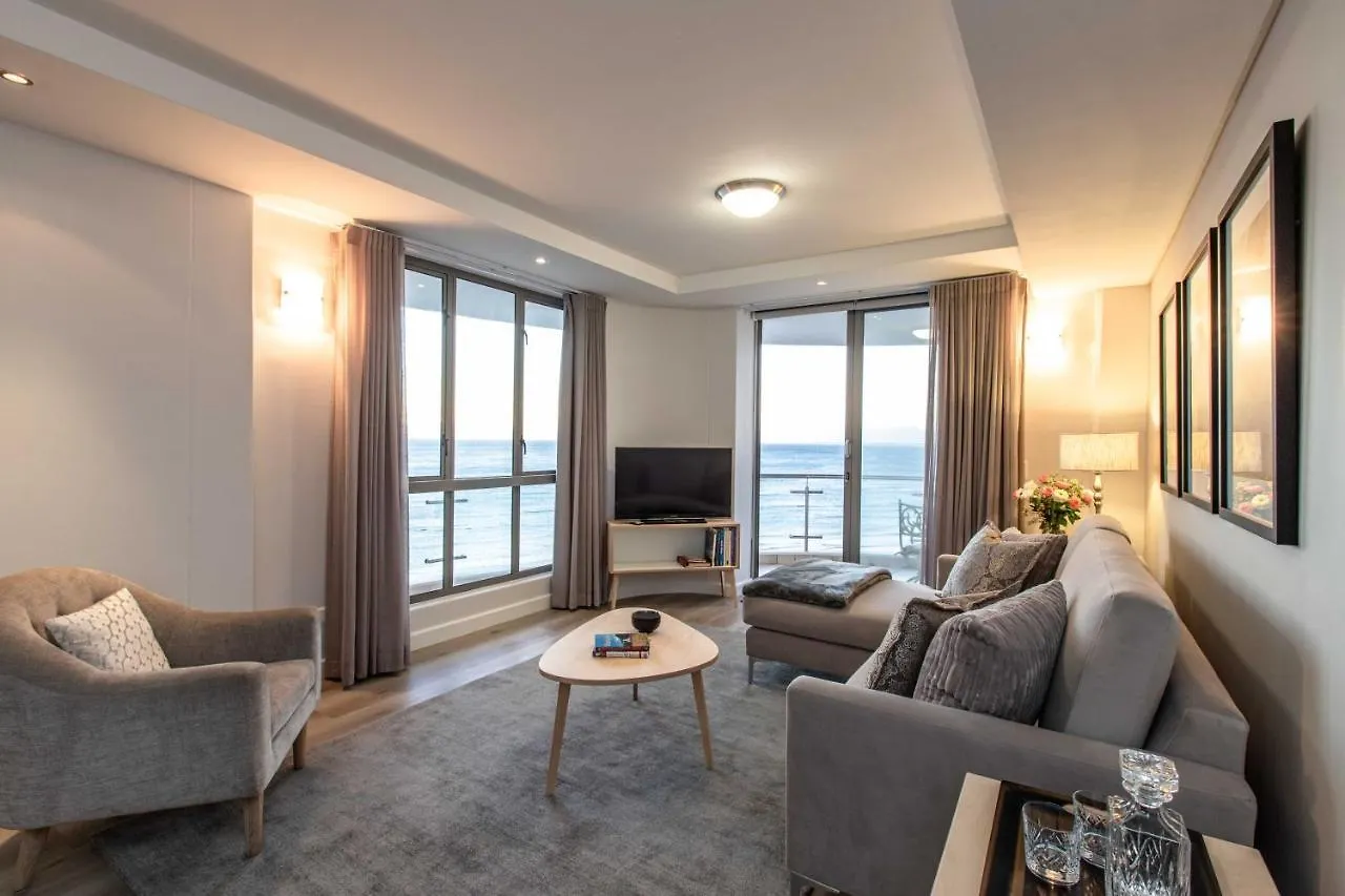 Hibernian Towers 807, Beach Road, Strand 0*,